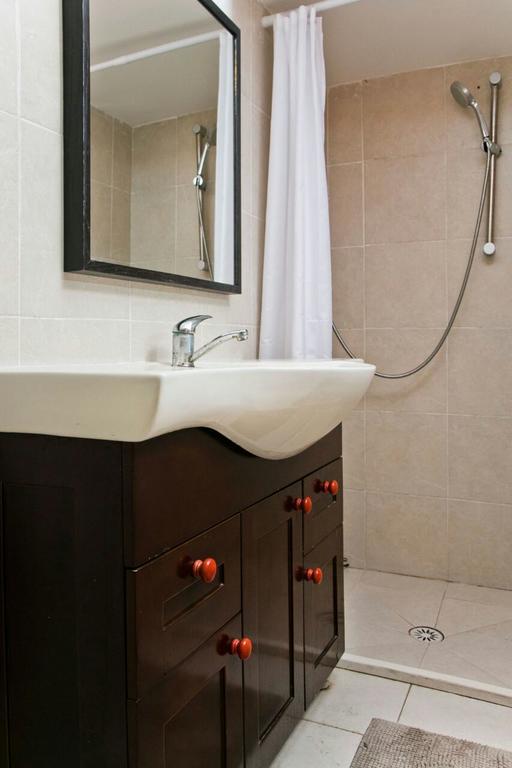 Miraks Ge'Ula Apartment Tel Aviv Bagian luar foto